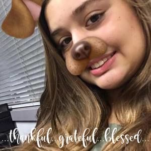 Meet your Posher, Elizabeth